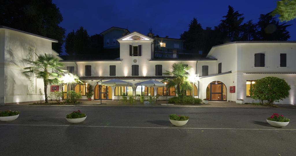 Hotel Ristorante La Grotta Castiglione Delle Stiviere Extérieur photo