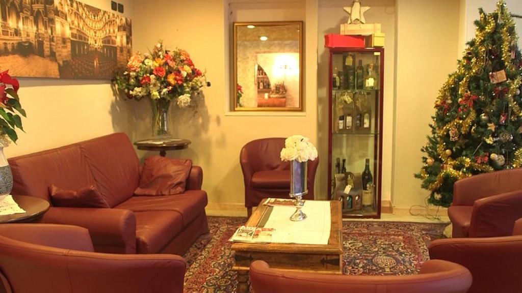 Hotel Ristorante La Grotta Castiglione Delle Stiviere Extérieur photo